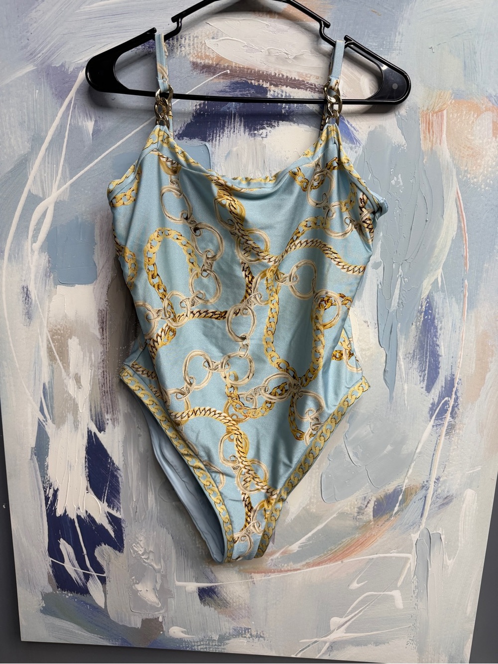L’AGENCE Remi One-Piece Swimsuit – Sky Blue Multi Chain
Style #: LG5AP05-SYMC - Picture 4 of 16